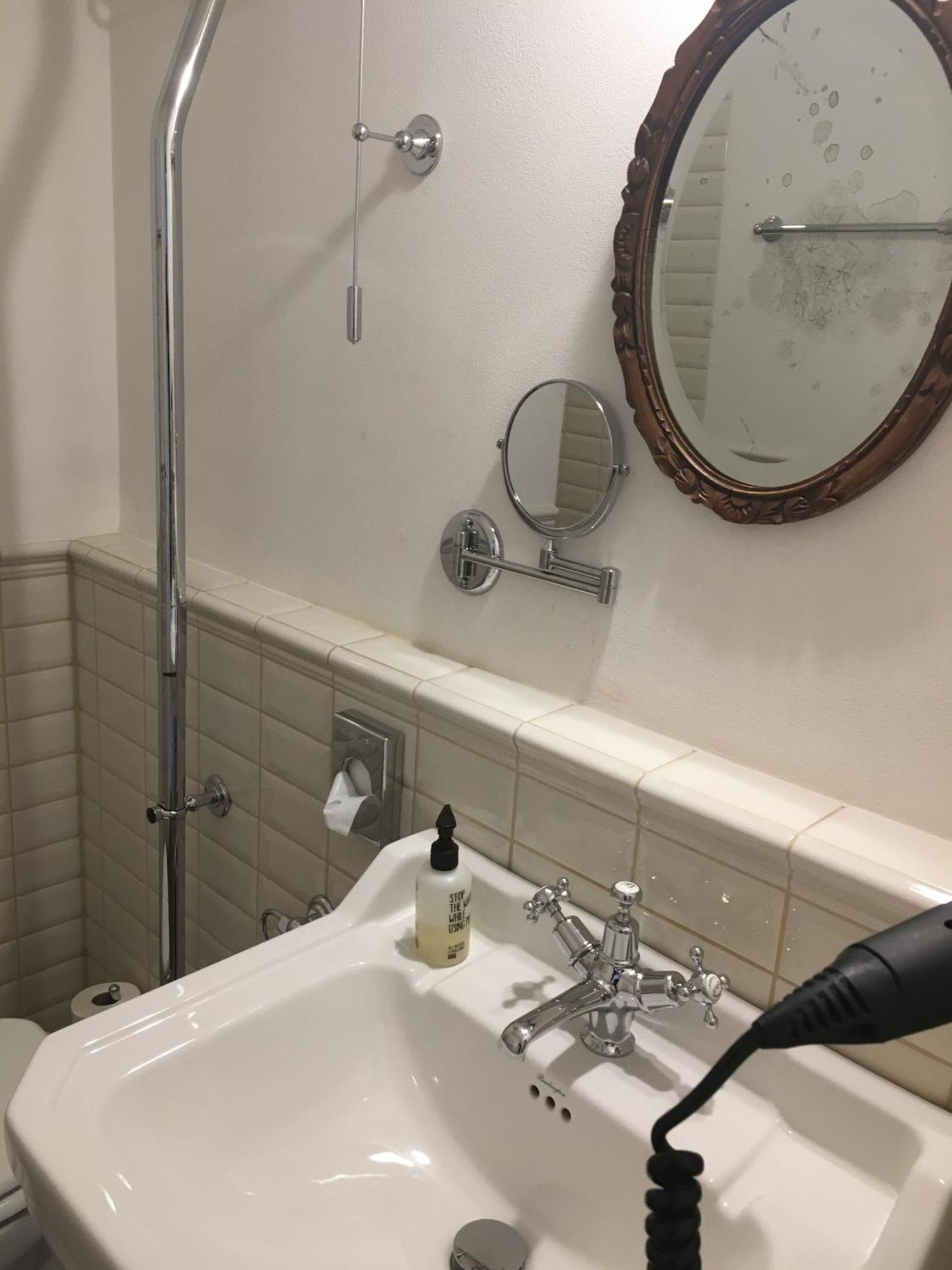 קלן Alte Schreinerei Boutique Hotel חדר תמונה